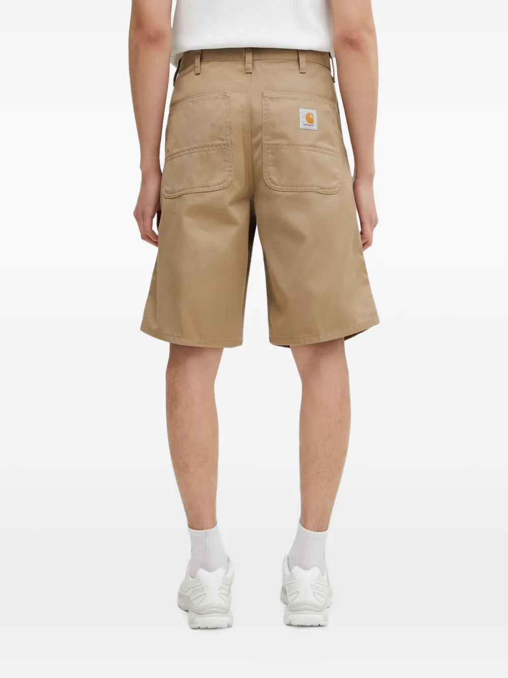 Carhartt WIP Simple shorts met logo-patch Beige