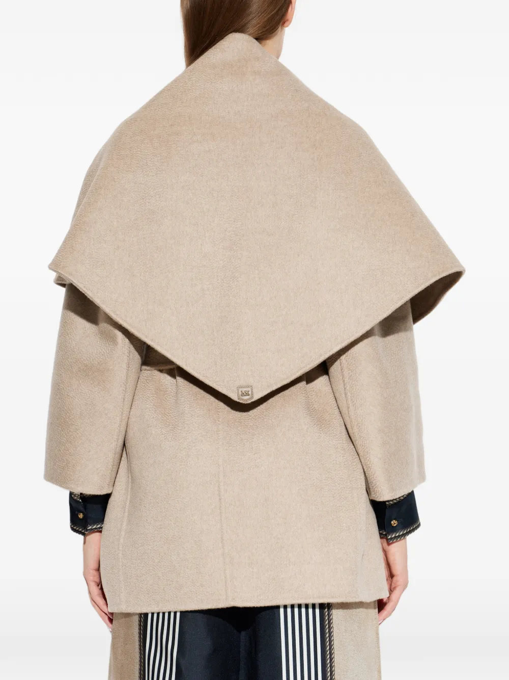 Max Mara Detto jas met sjaalkraag en ceintuur Beige