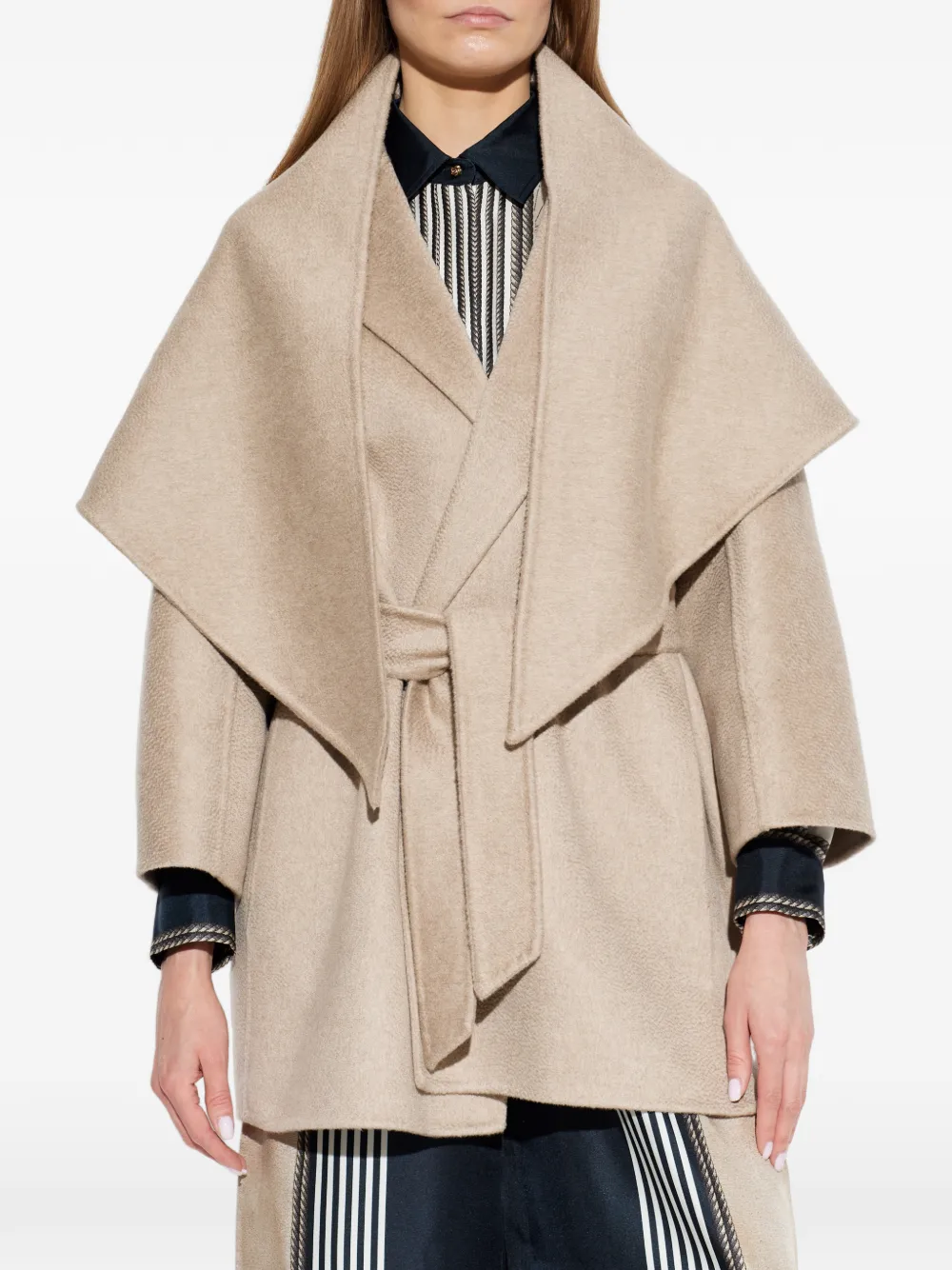 Max Mara Detto jas met sjaalkraag en ceintuur Beige