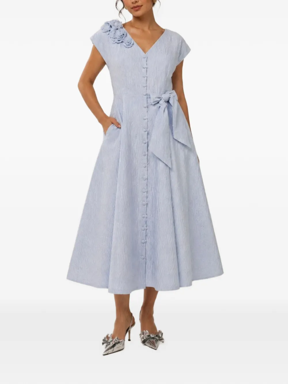 Baruni Johara midi-jurk met bloemen-patch en strik-detail Blauw
