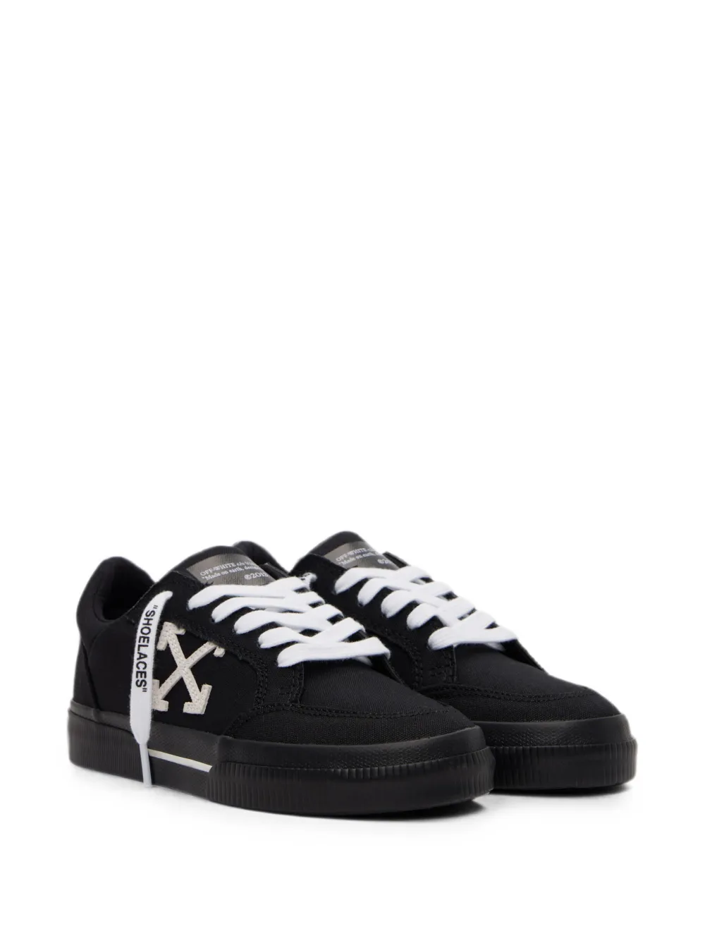 Off-White Vulcanized Low Sneakers Zwart