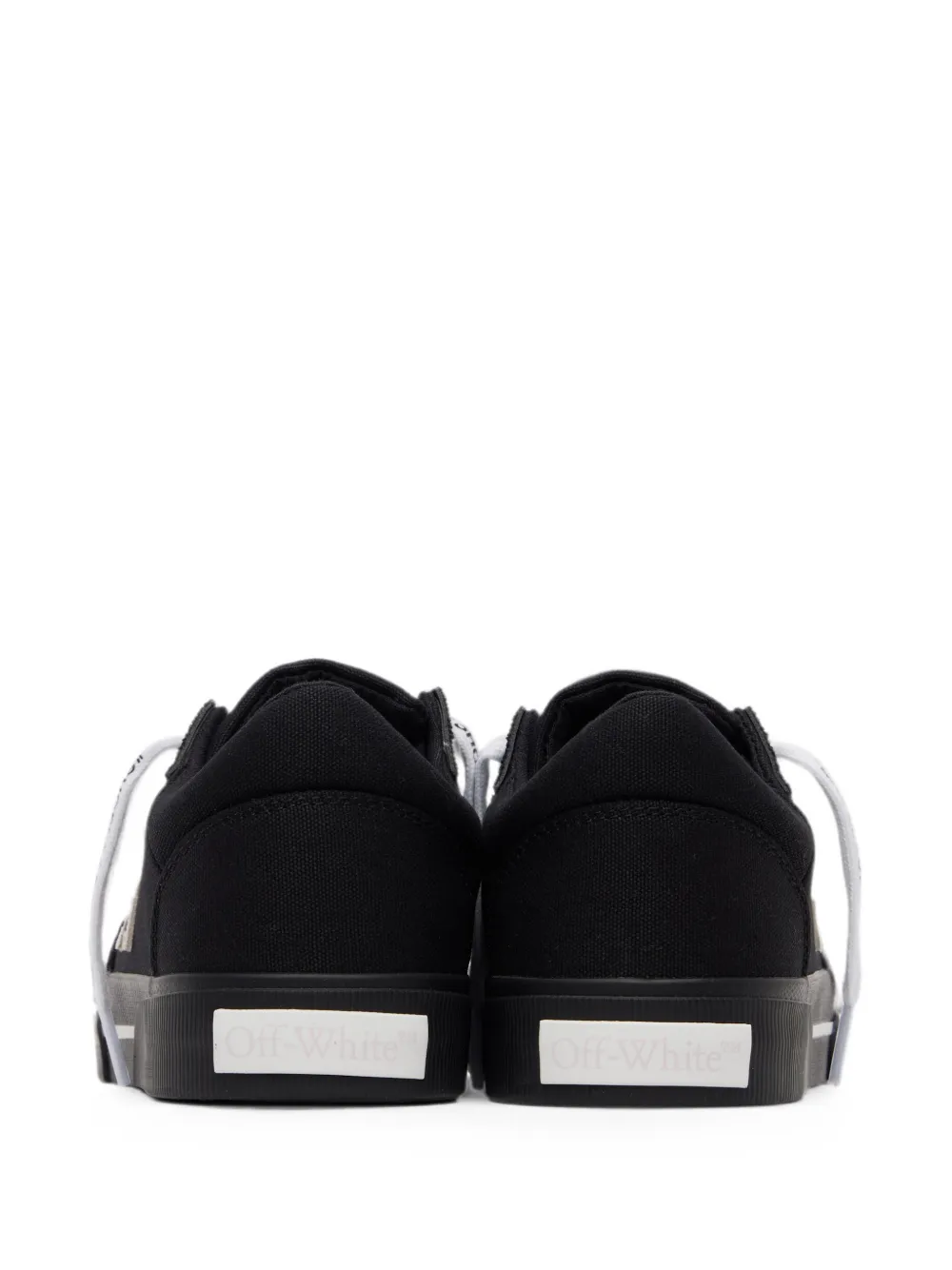 Off-White Vulcanized Low Sneakers Zwart