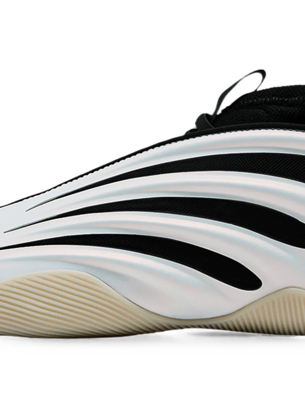 adidas Harden Volume 9 cut-out sneakers Wit