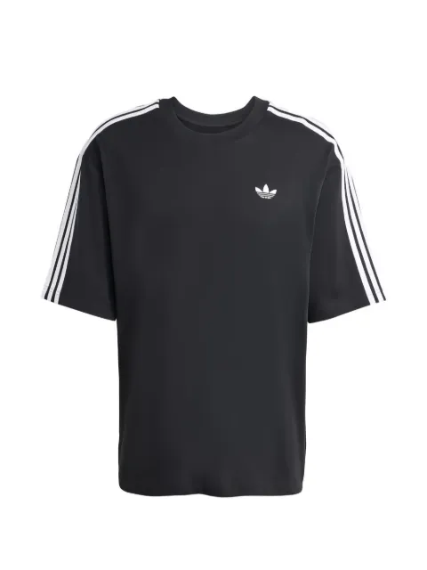 adidas playera con logo bordado y detalle de rayas