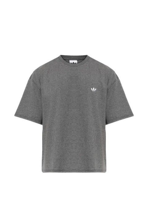 adidas camiseta con logo bordado