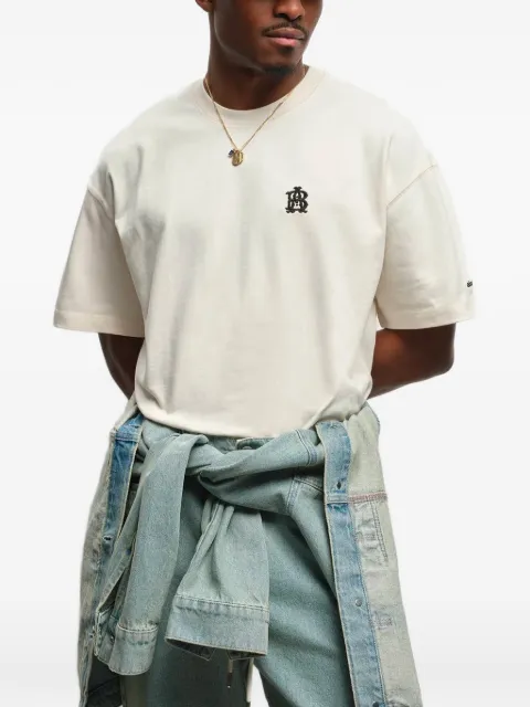 ABOUTBLANK monogram-embroidered T-shirt