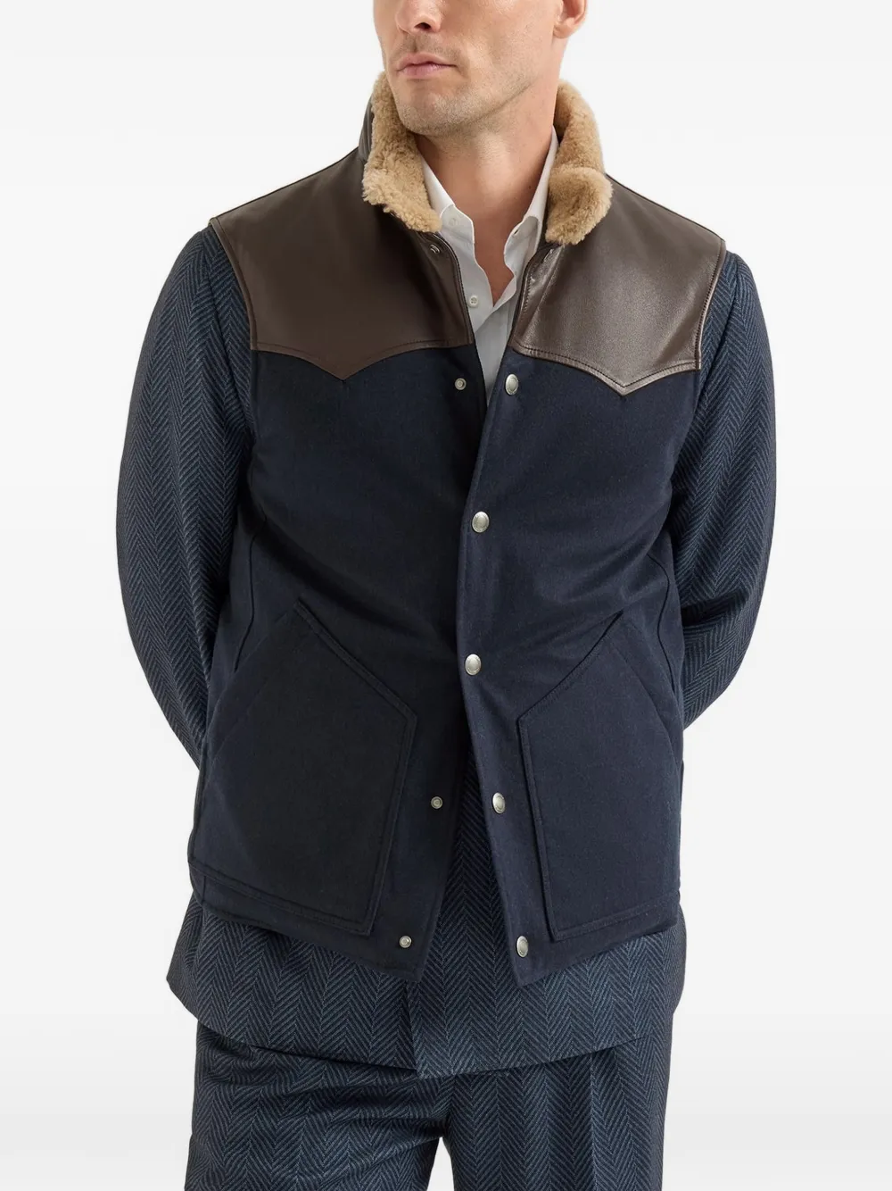 Brunello Cucinelli Gilet met lammy kraag Blauw