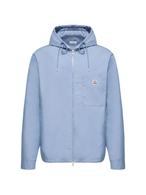 Moncler cortavientos con parche del logo