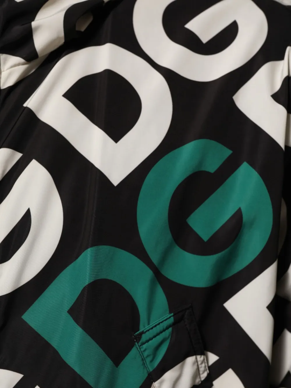 Dolce & Gabbana Jack met capuchon en DG logoprint Zwart