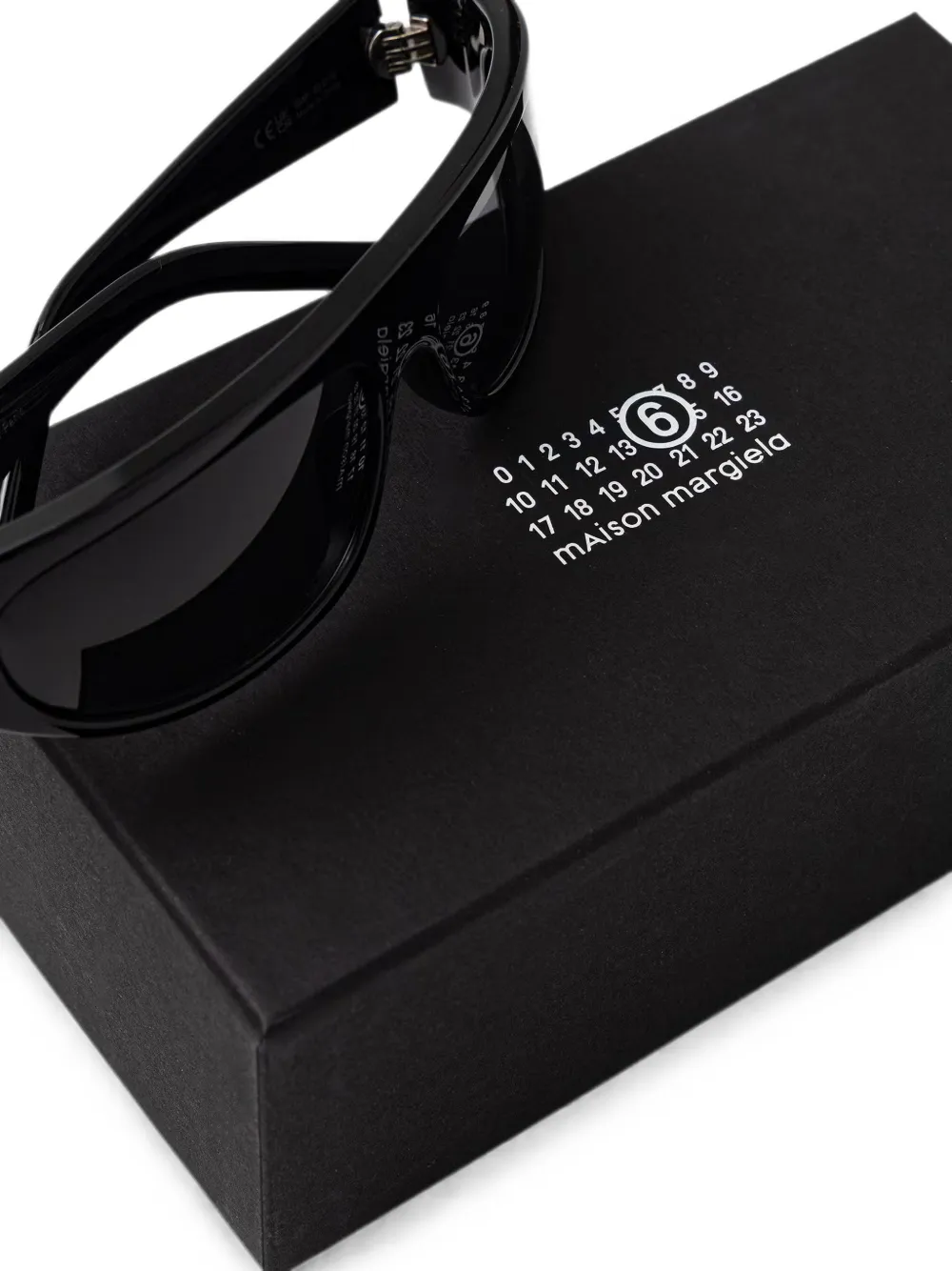 MM6 Maison Margiela Zonnebril met geometrisch montuur Zwart