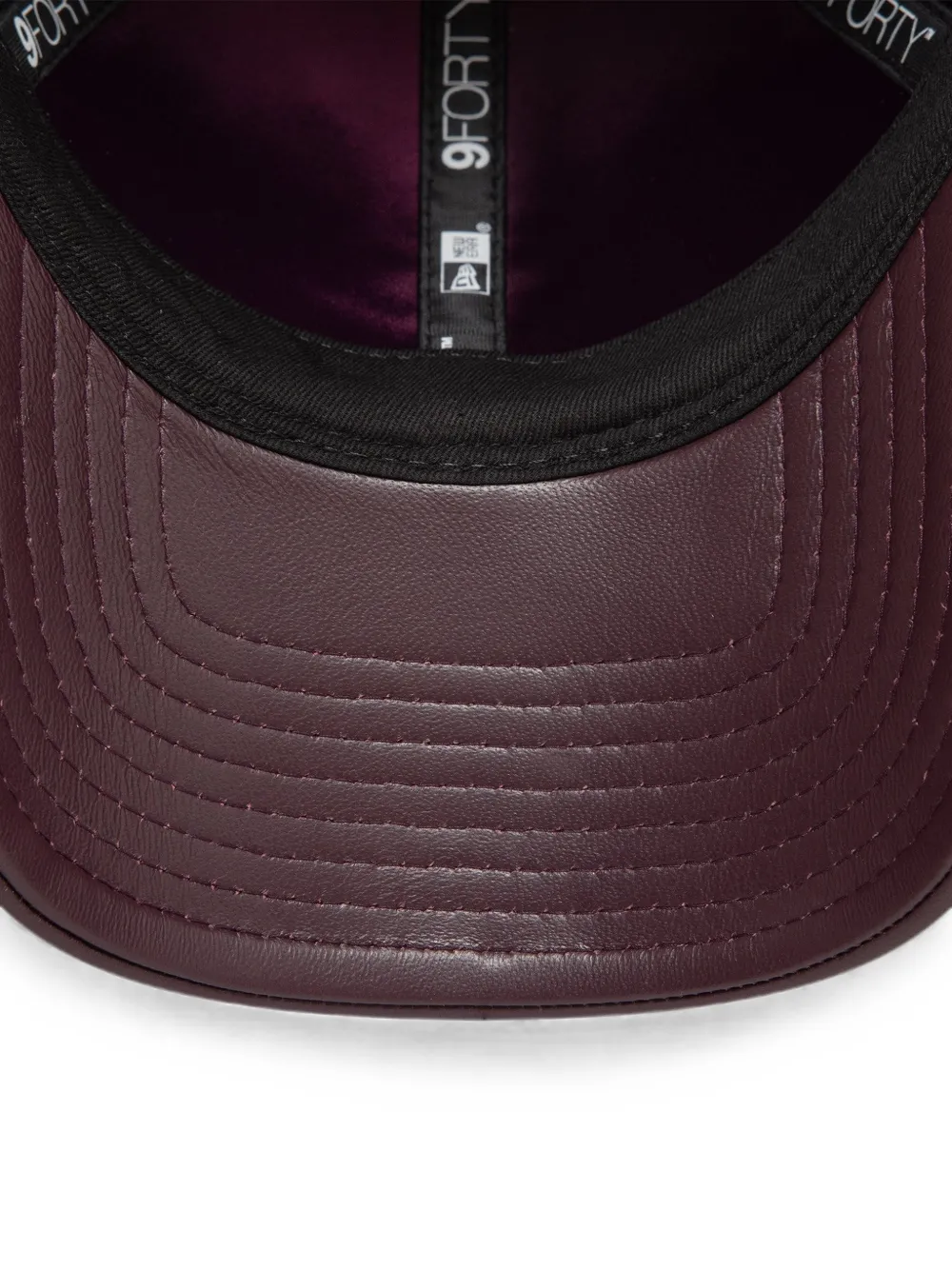NEW ERA CAP 9Forty leren pet Rood