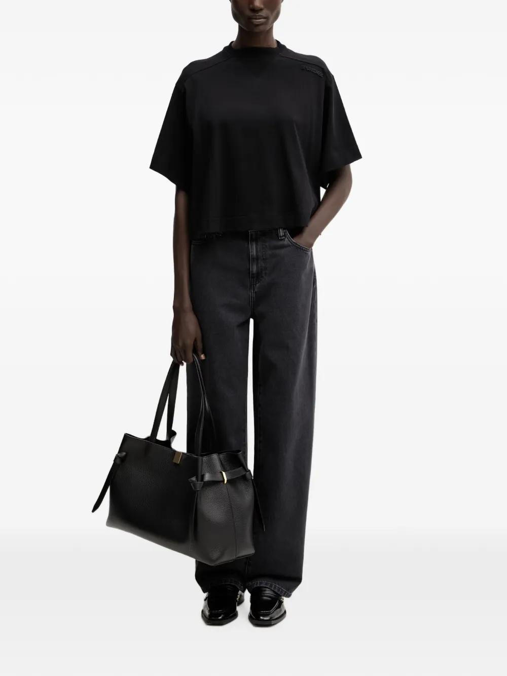 Sportmax logo-patch cropped T-shirt - Nero