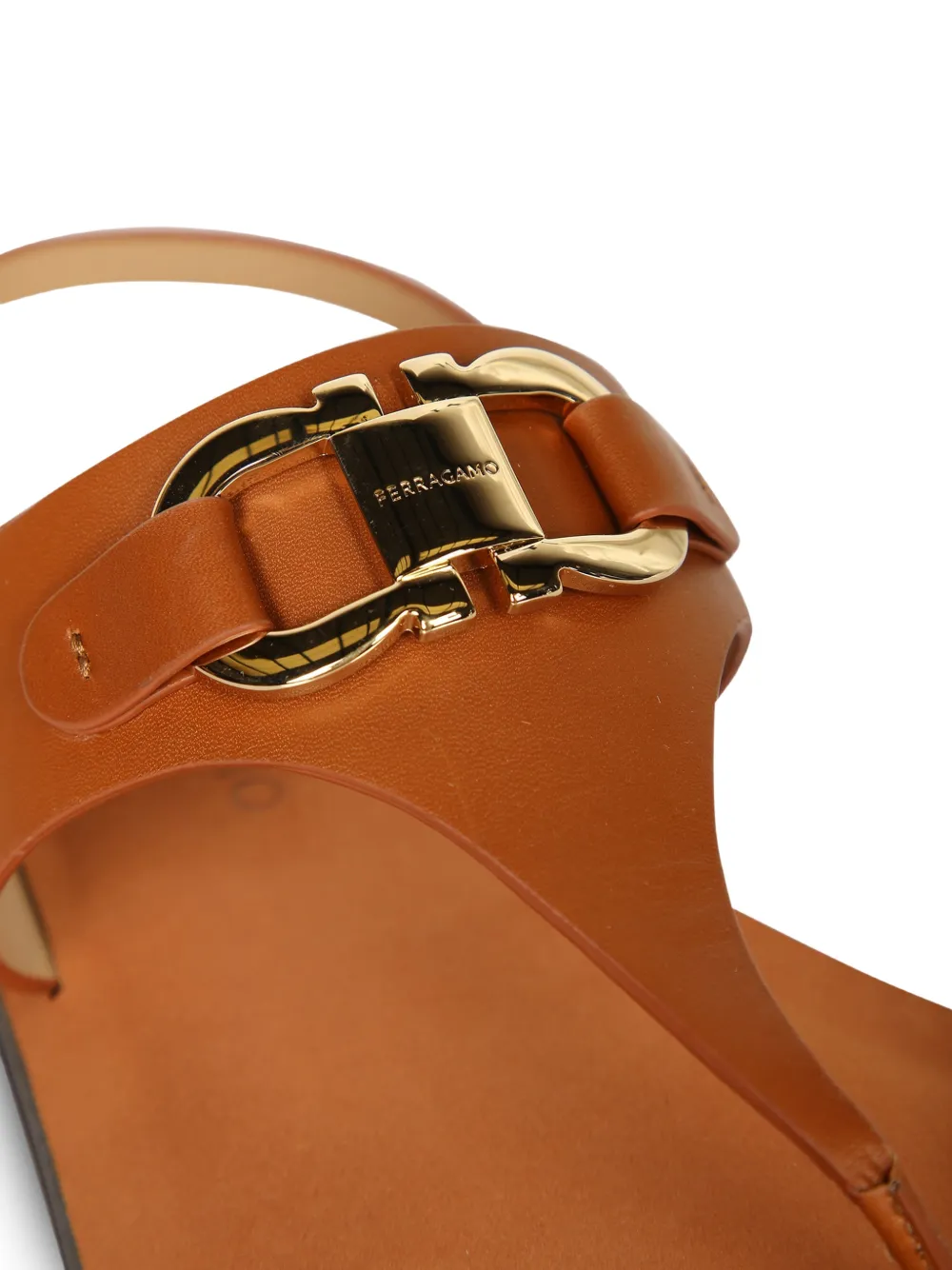 Ferragamo Gancini sandalen met gesp Bruin