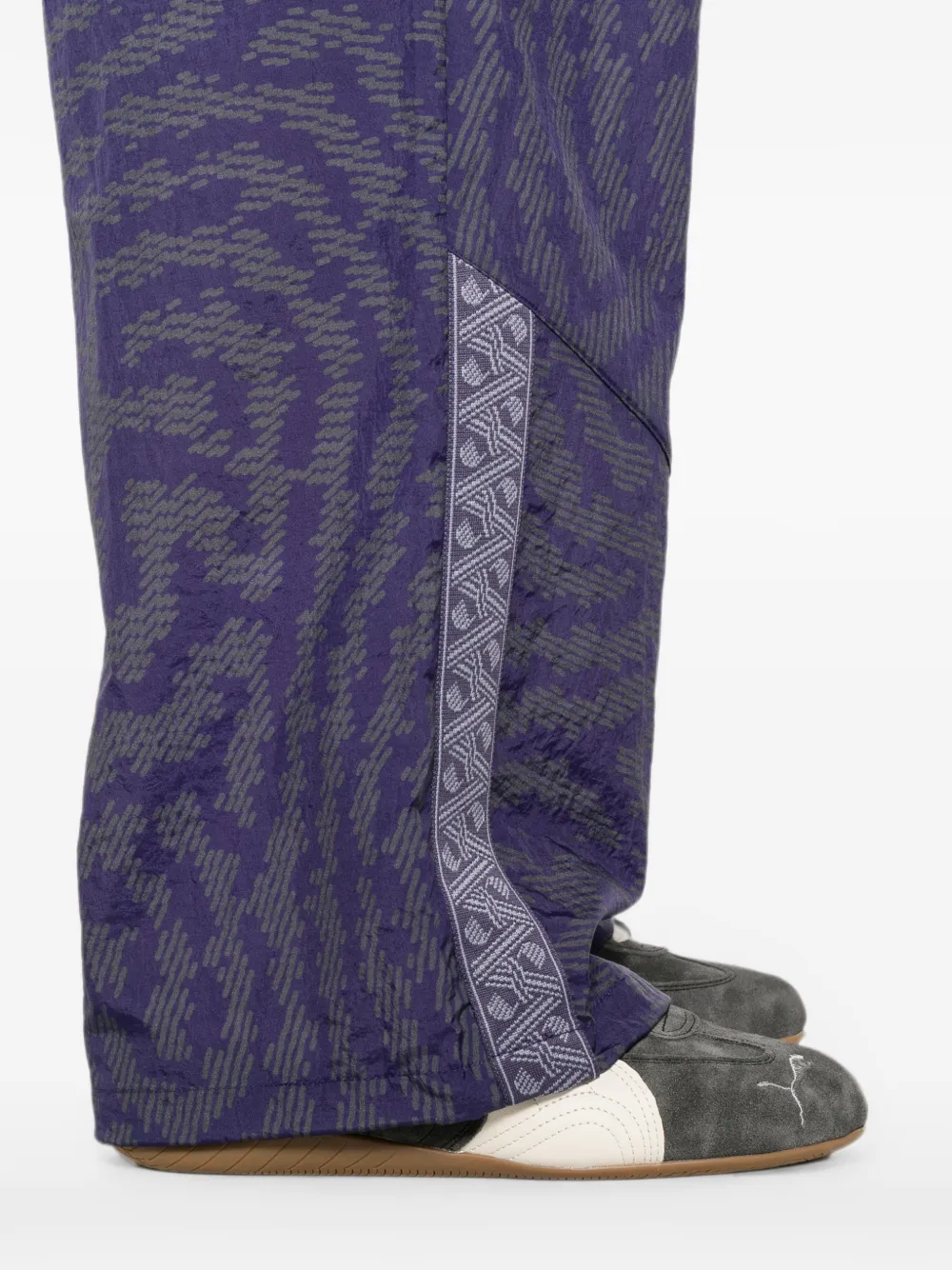 PUMA x FPF x SB King trainingsbroek met grafische print Paars