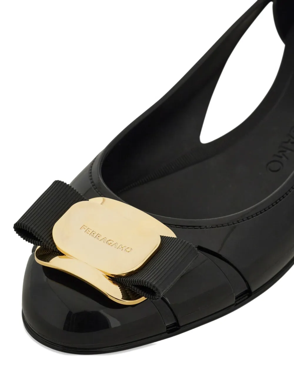 Ferragamo Nara cut-out ballet flats Zwart