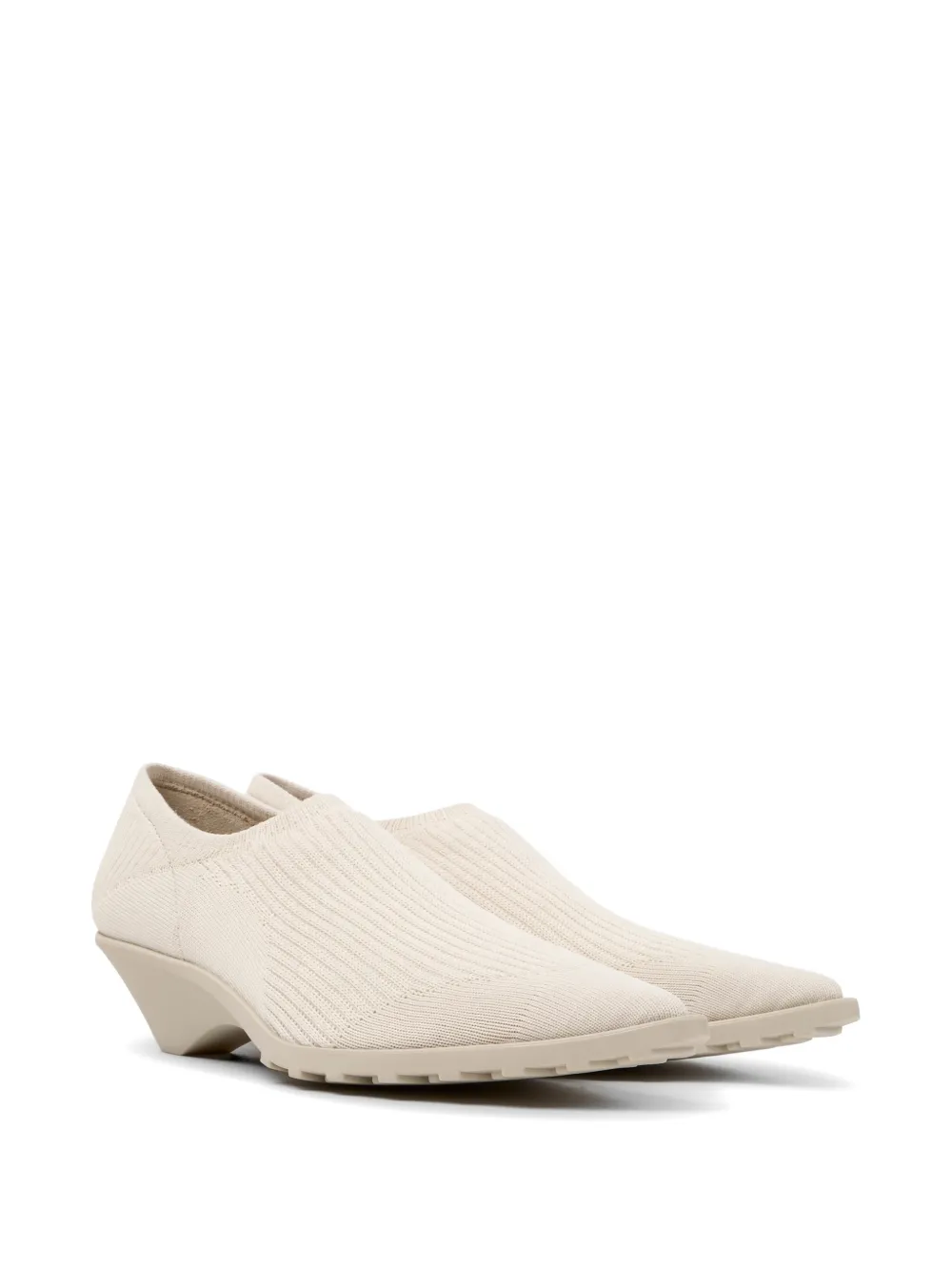 Camper x Issey Miyake Anna geribbelde loafers met puntige neus Beige
