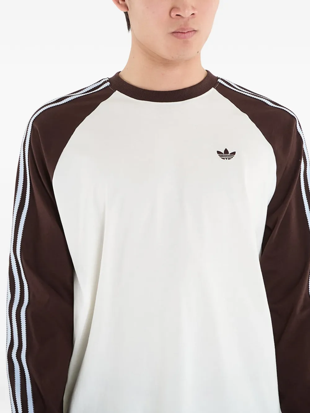 adidas Britcore Cali T-shirt met raglan mouwen Beige