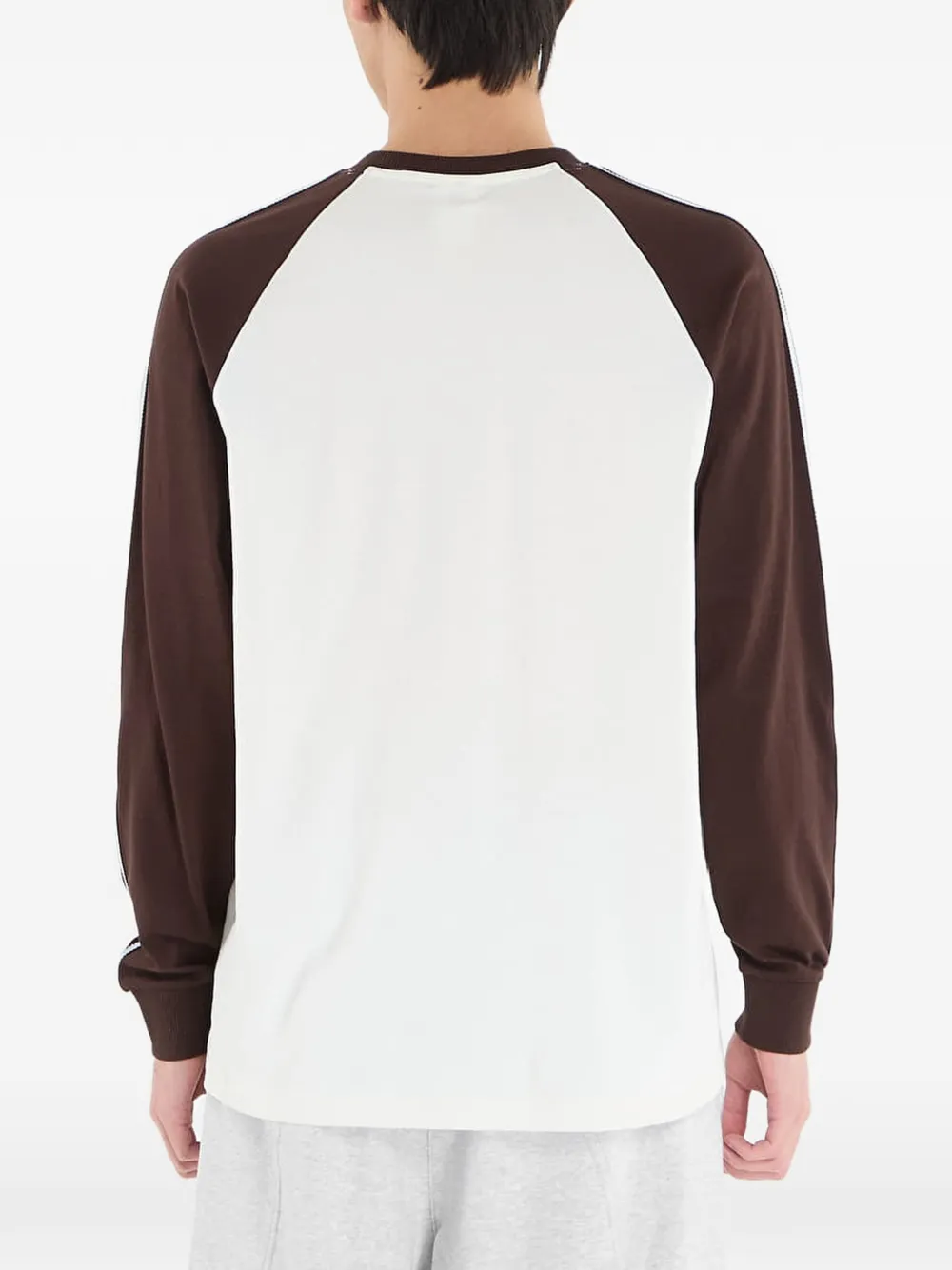 adidas Britcore Cali T-shirt met raglan mouwen Beige