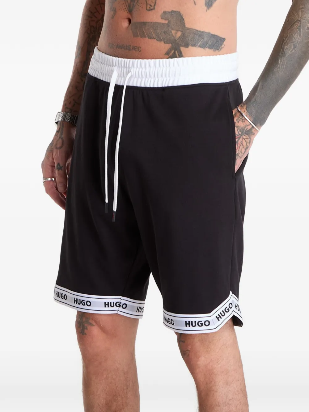 HUGO Shorts met trekkoord en logo afwerking Zwart