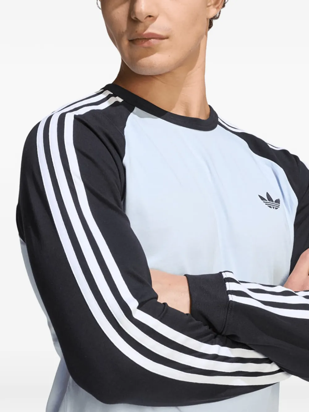 adidas T-shirt met raglan mouwen en 3 strepen Blauw