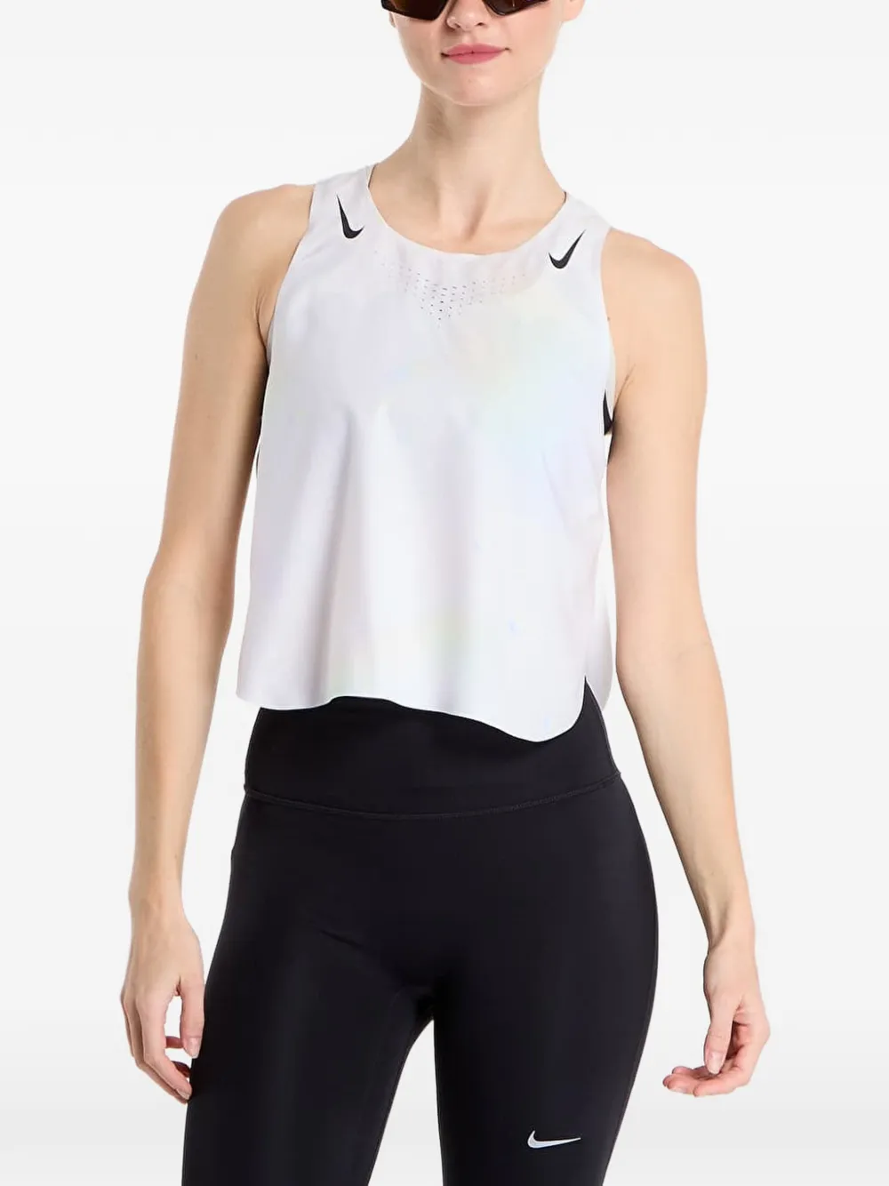 Nike AeroSwift tanktop Wit