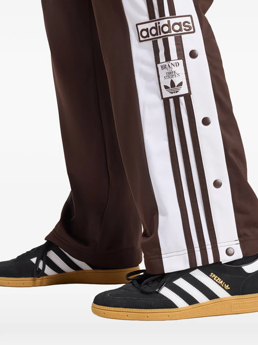 adidas Adibreak trainingsbroek met zijstreep en knoop Bruin