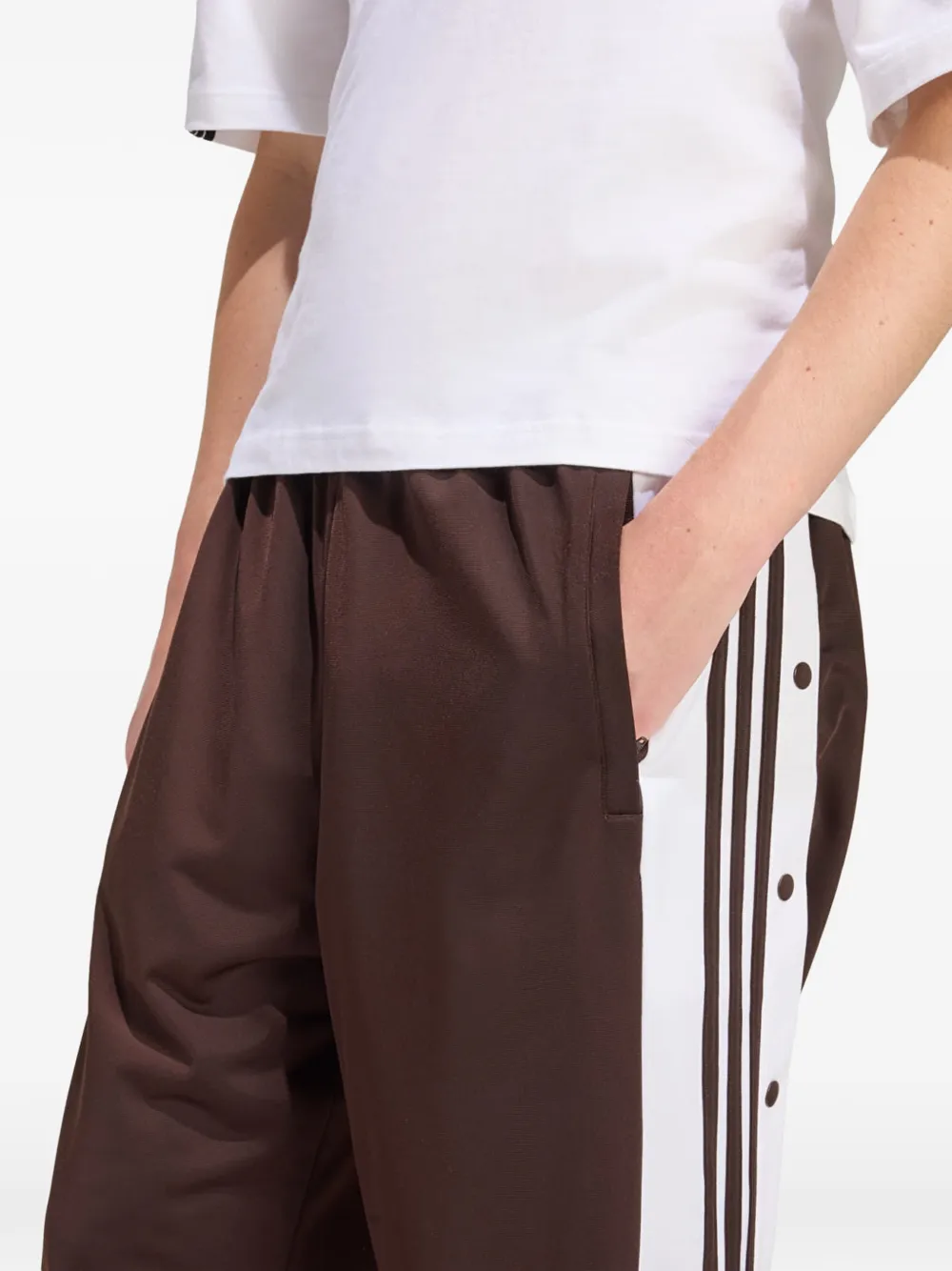 adidas Adibreak trainingsbroek met zijstreep en knoop Bruin