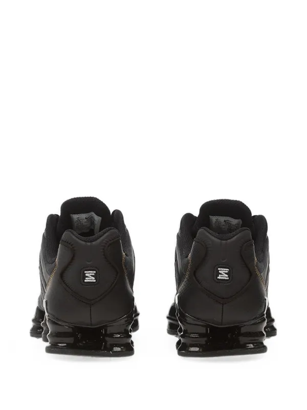 Nike Shox TL スニーカー | ブラック | FARFETCH JP
