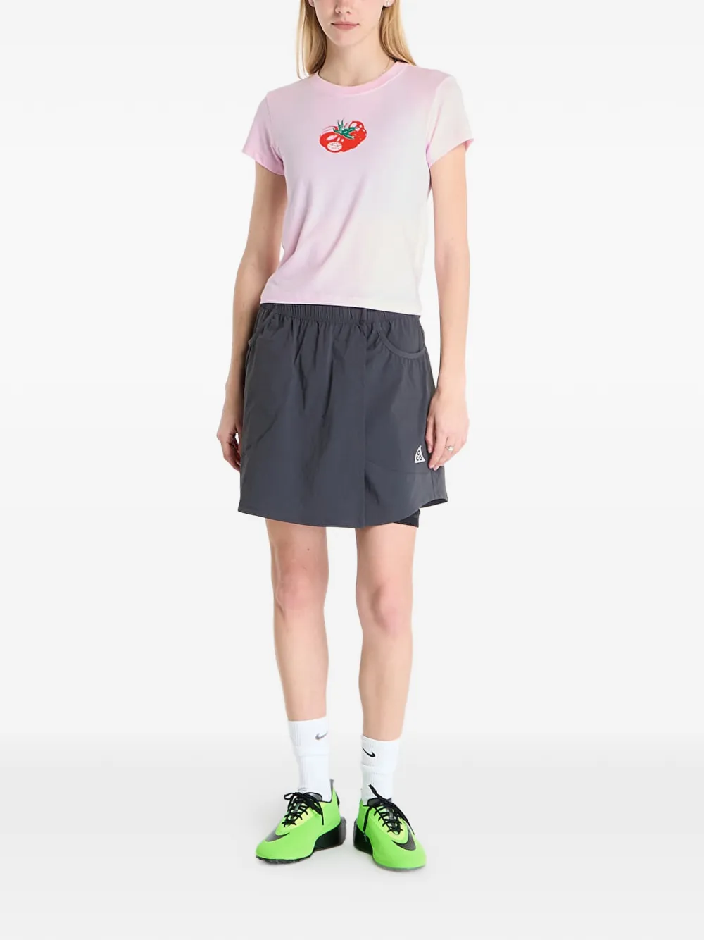 Nike Chill Knit cropped T-shirt Roze