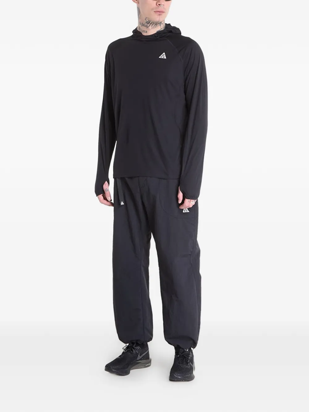 Nike ACG Solar Chase hoodie met thumbhole Zwart