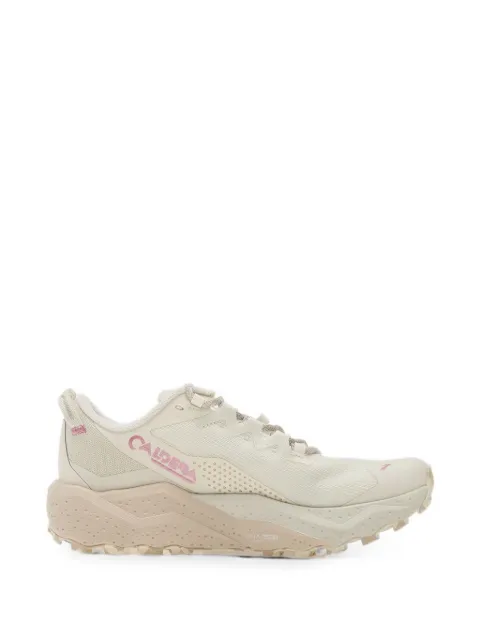 BROOKS 칼데라 8 스니커즈