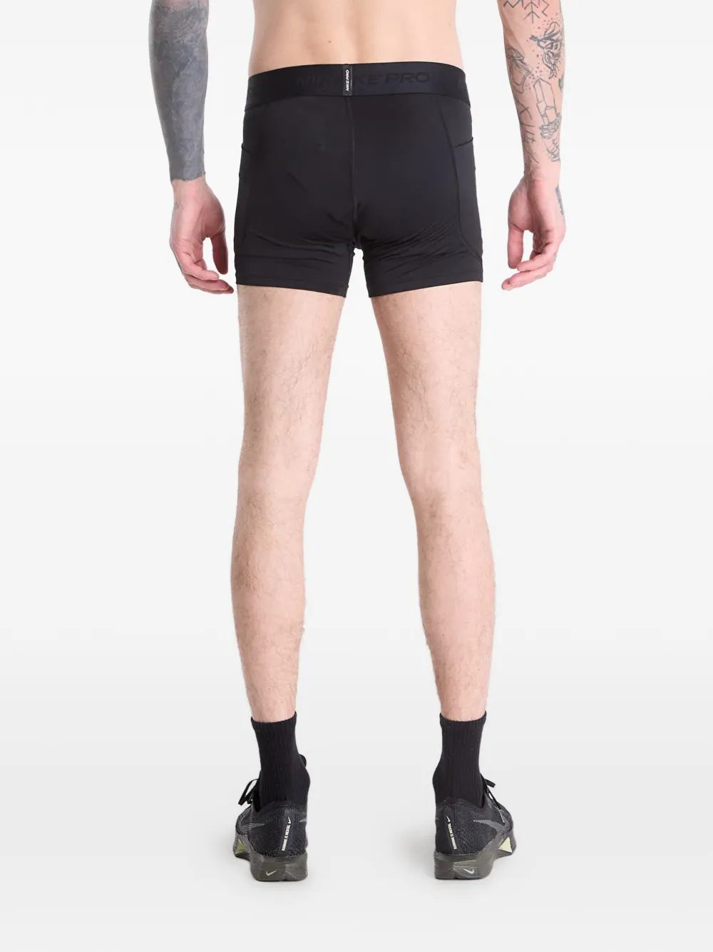 Nike Pro shorts met logoprint Zwart
