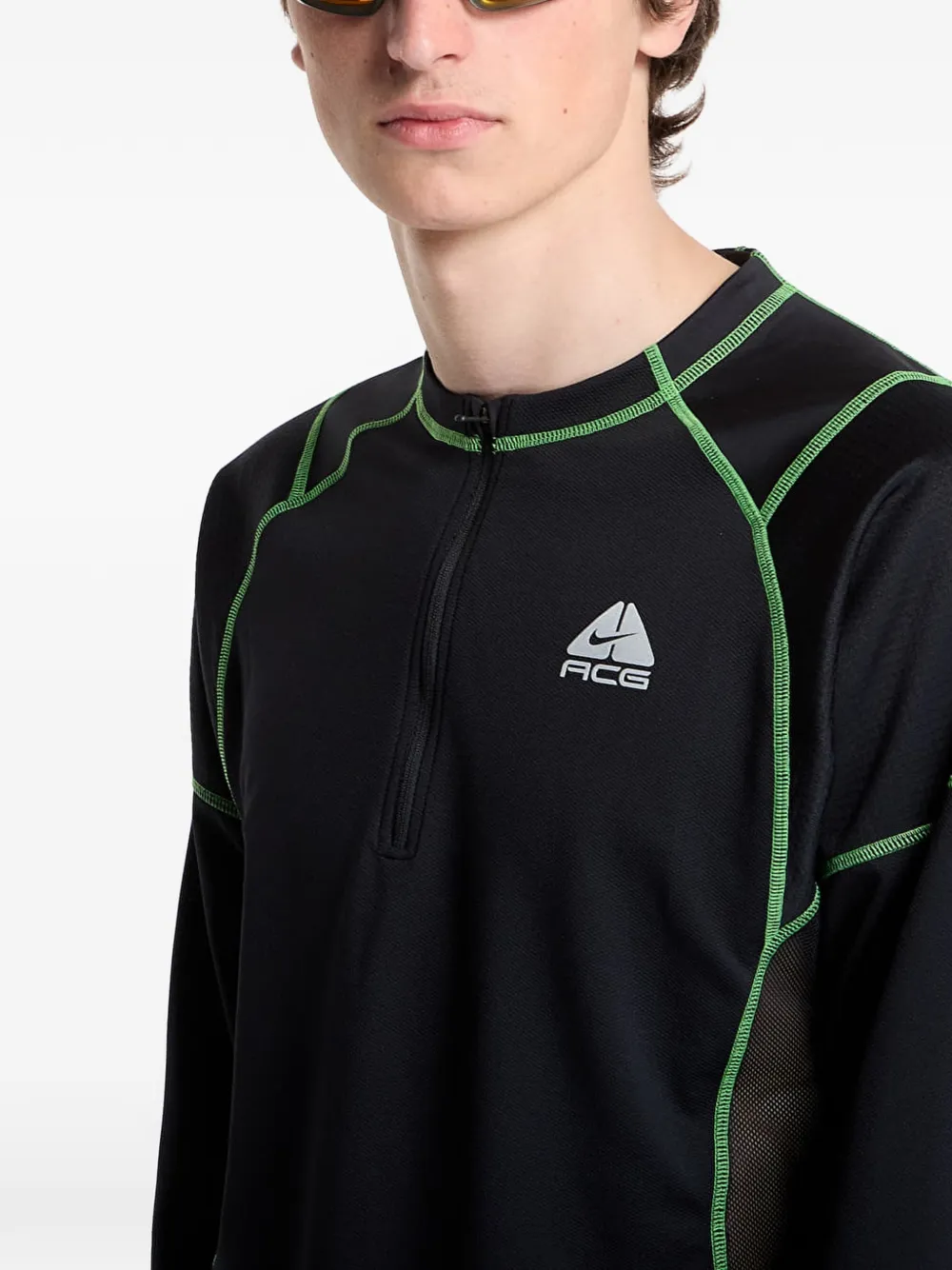 Nike ACG Vault top met contrasterend stiksel Zwart