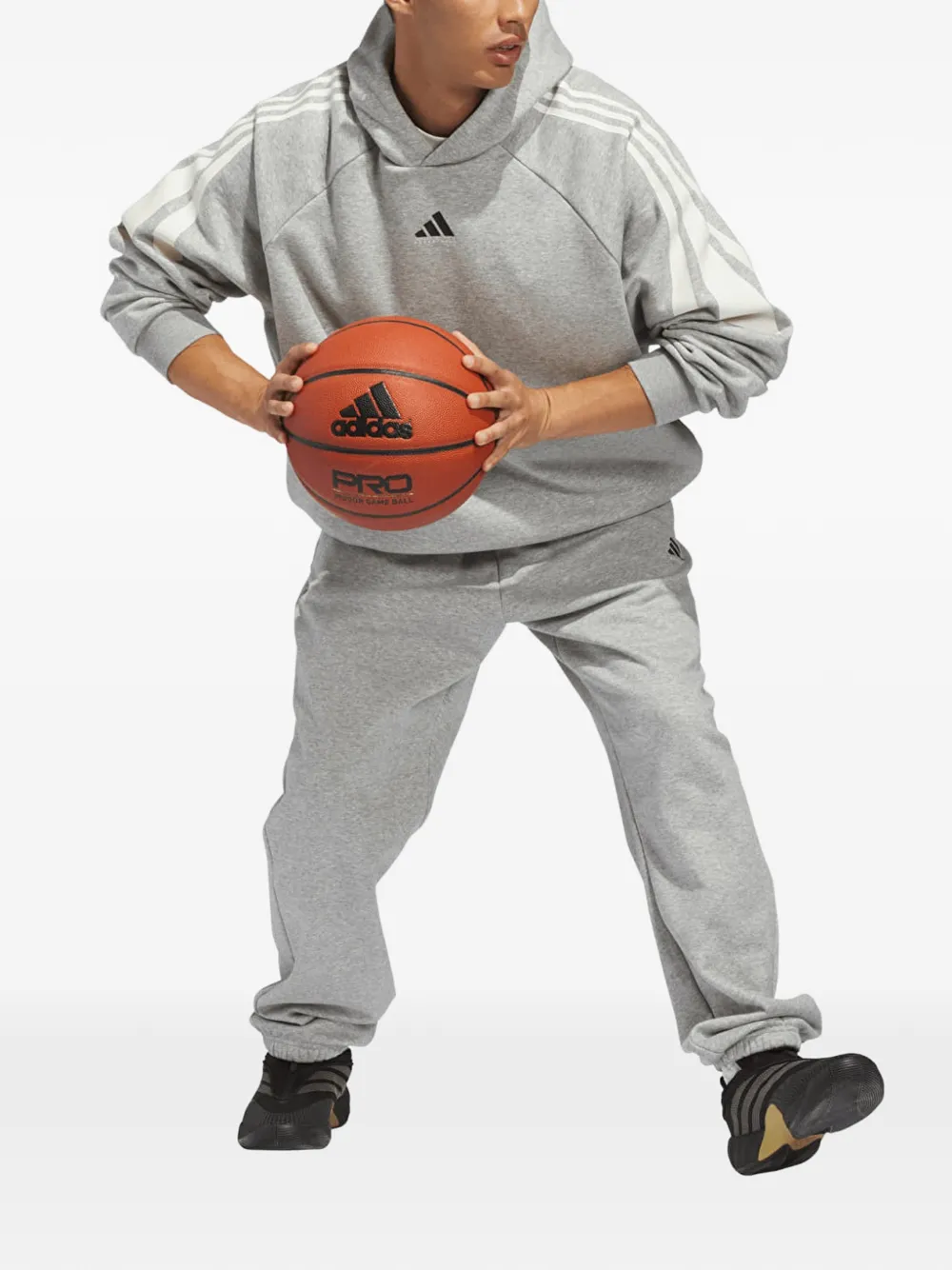 adidas logoprint basketbal trainingsbroek Grijs