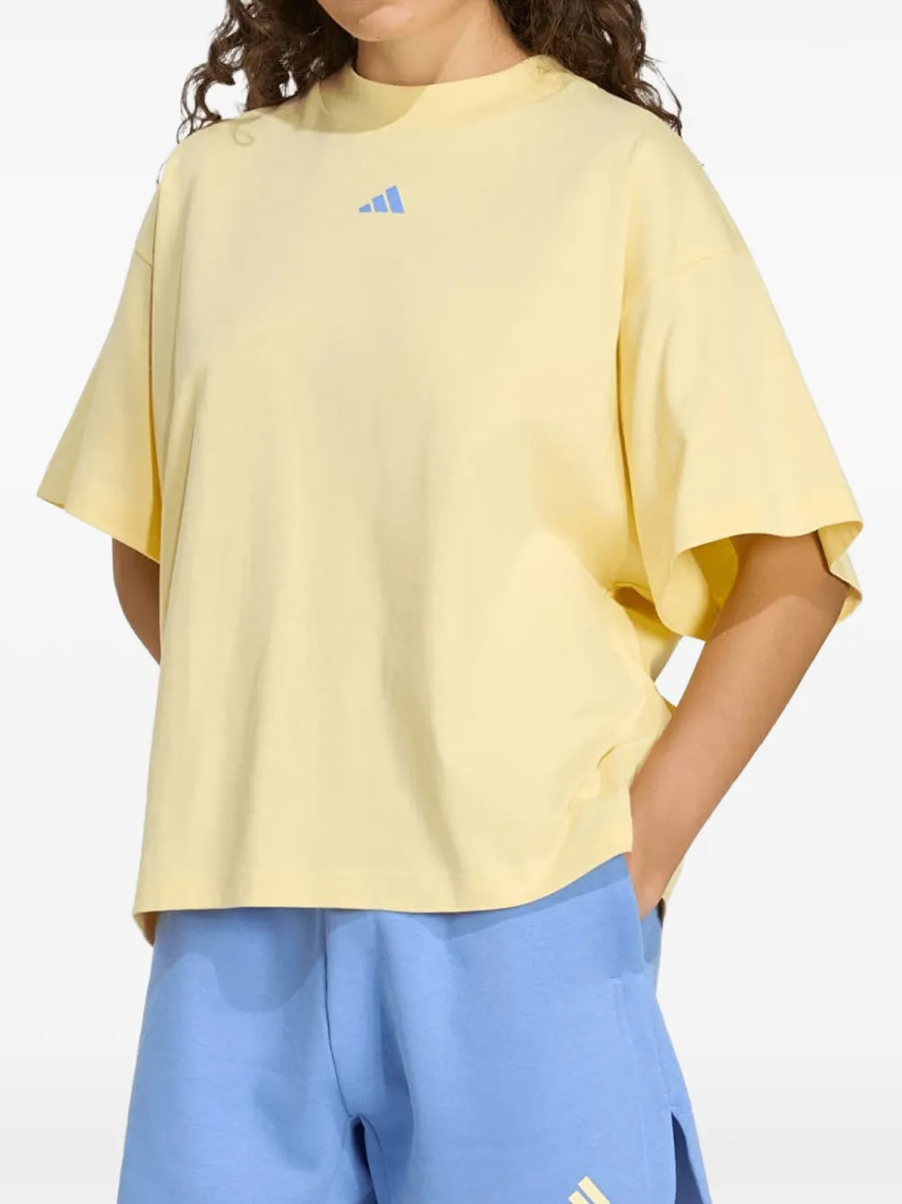 adidas Studio Boyfriend logo-print T-shirt Geel