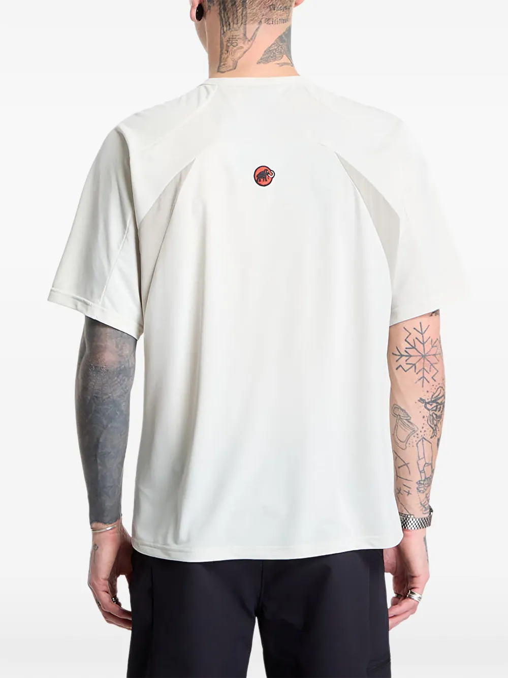 Mammut x Hiking Patrol T-shirt met halve rits Beige