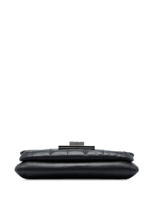 CHANEL Pre-Owned 2003-2004 Chocolate Bar Calfskin Reissue 2.55
