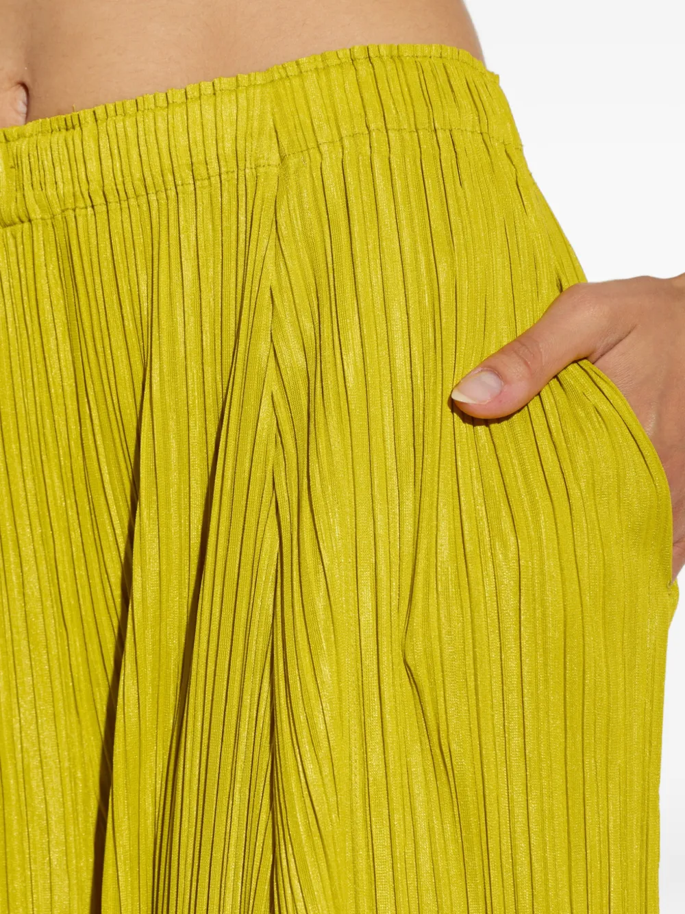 Pleats Please Issey Miyake Pleats Please cropped broek Geel