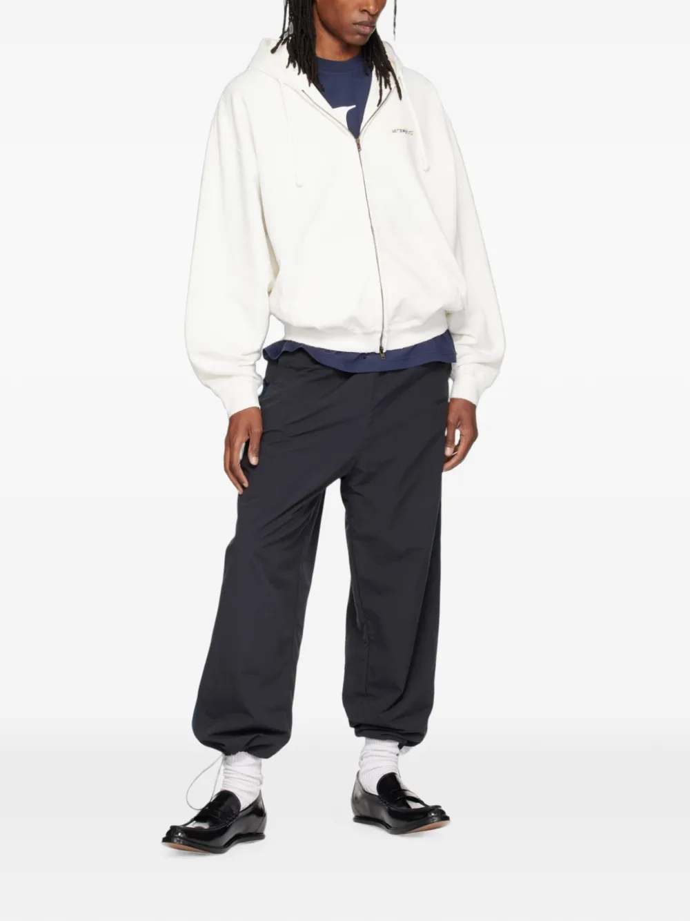 VETEMENTS logo-embroidered zip-up hoodie Wit