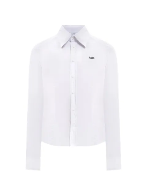 VETEMENTS camisa con botones y parche del logo