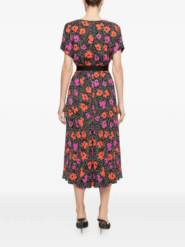 midi viscose dress The Gathered shoulder neckline with an asymmetric diagonal strap detail that draws the eye and creates an elegant Gathered Raglan Sleeve Viscose Midi