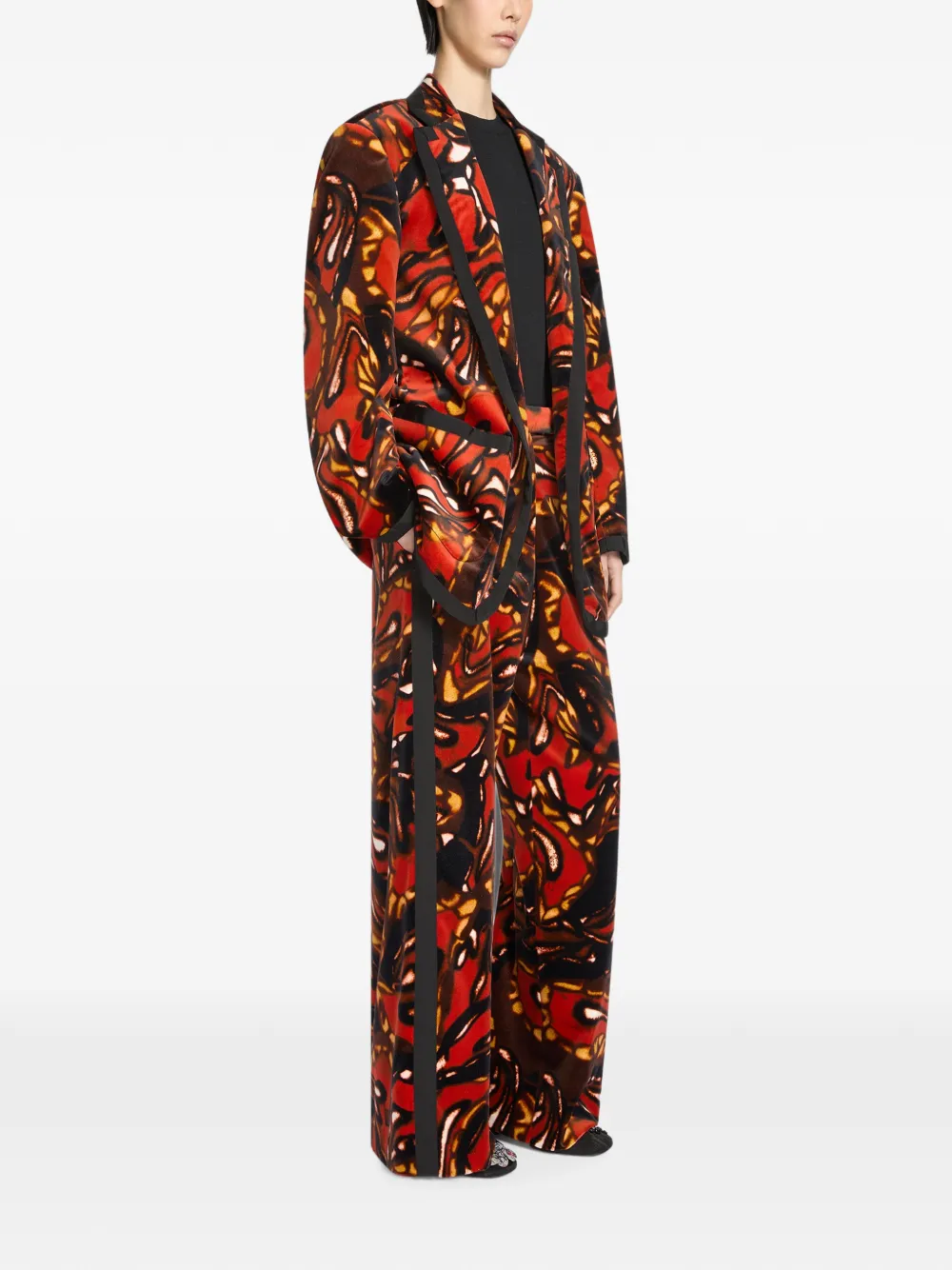 DRIES VAN NOTEN Oversized Velvet Blazer in Red, view 3