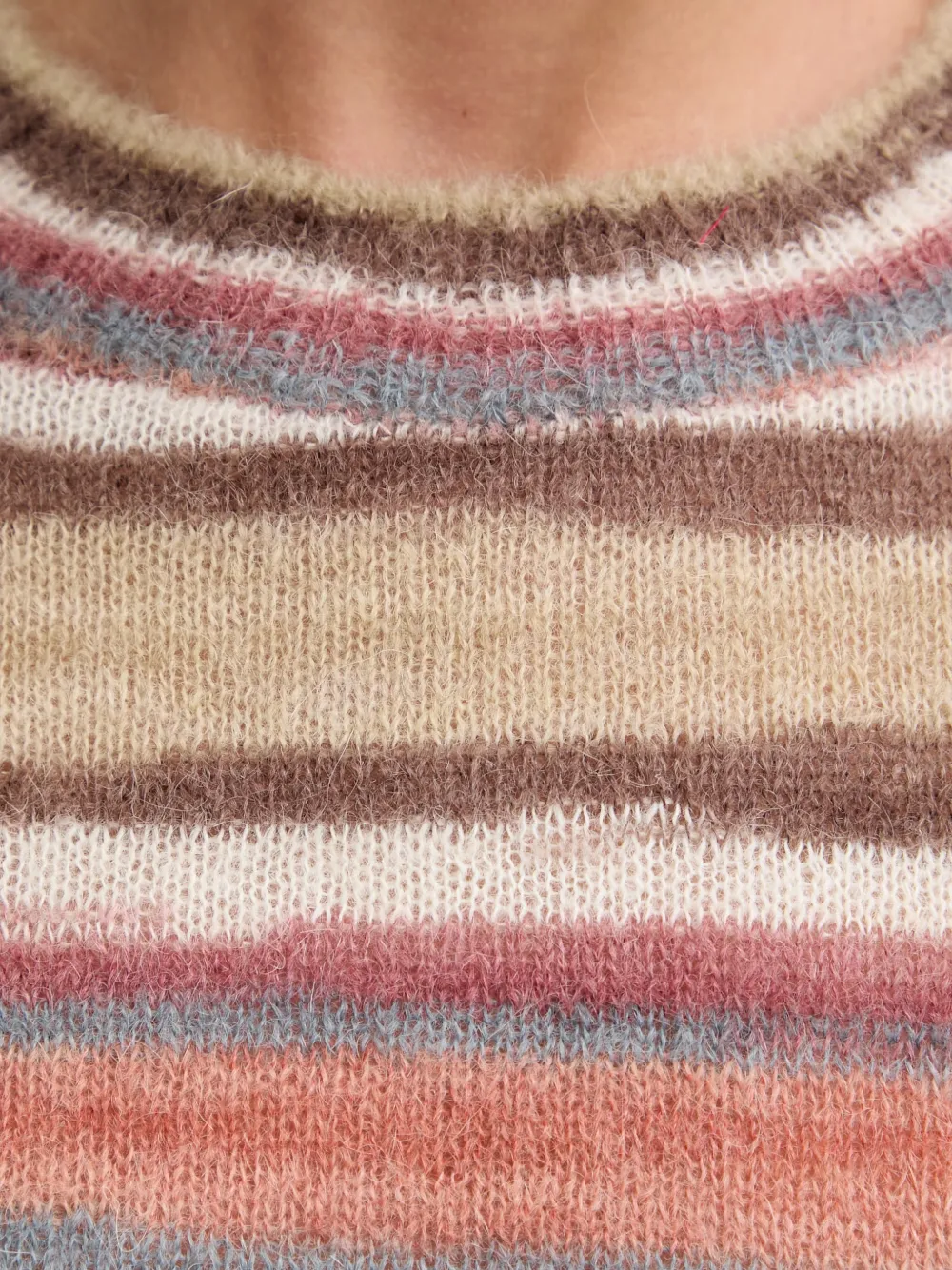 A.P.C. Pull Gabby gestreepte gebreide trui Beige