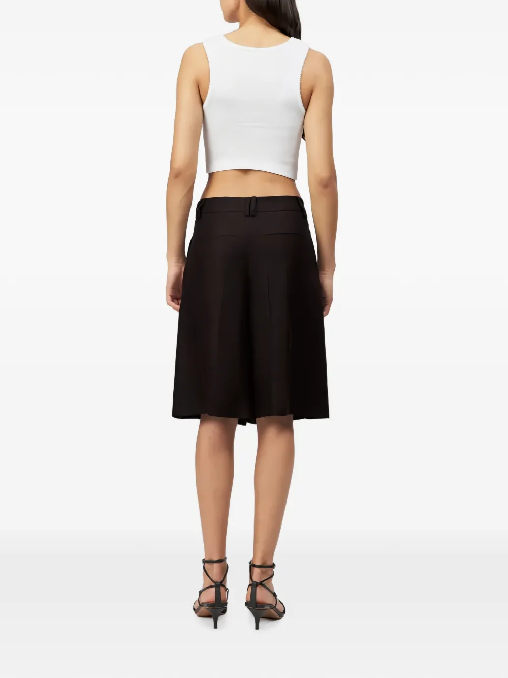 Drykorn Govern pressed-crease shorts Bruin