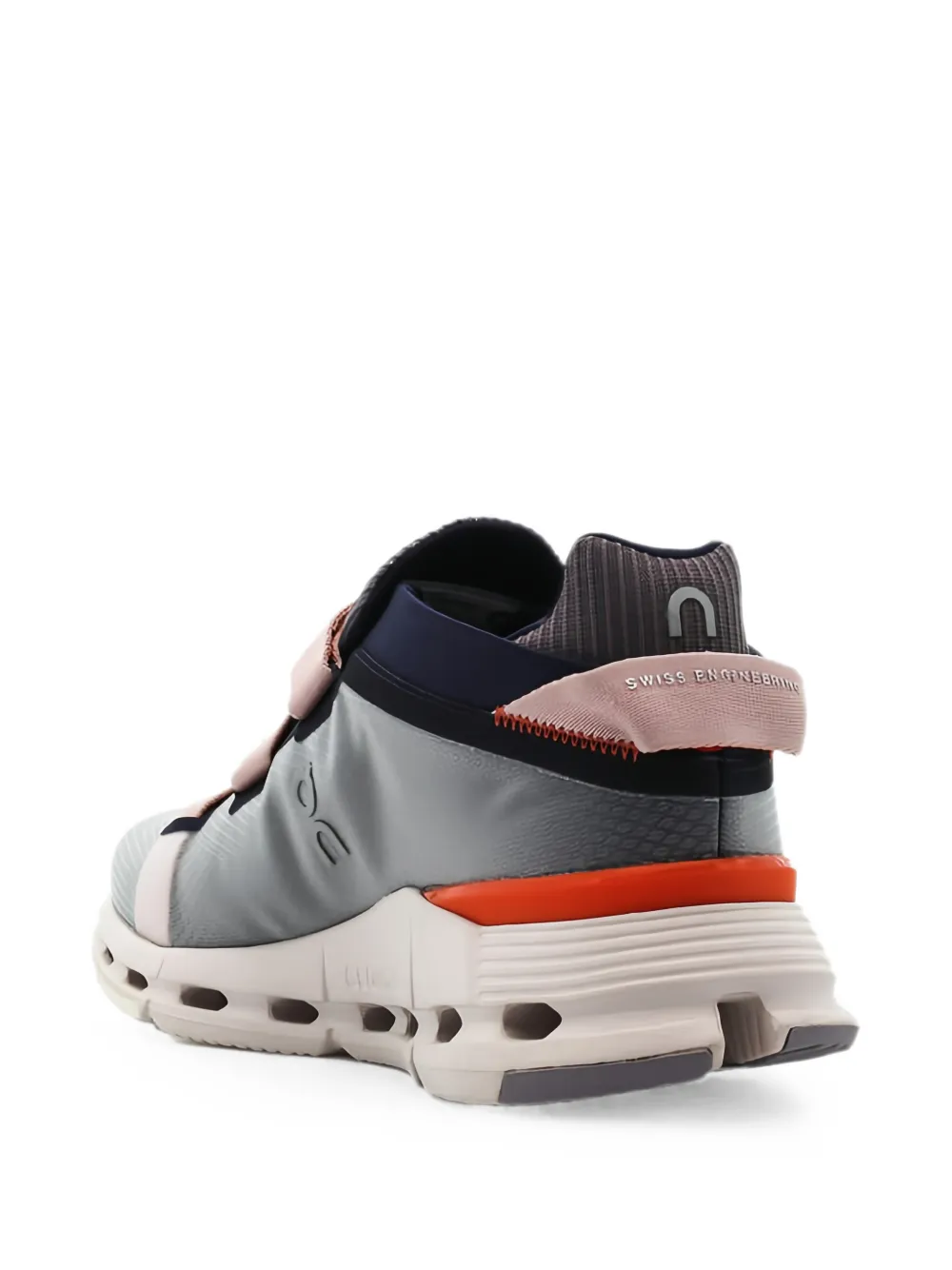 On Cloudnova Wrap sneakers Grijs