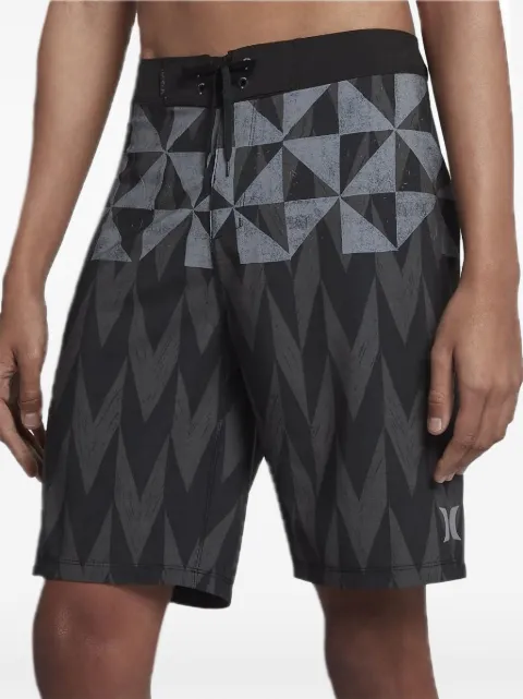 Hurley Phantom Bula geometric-print shorts