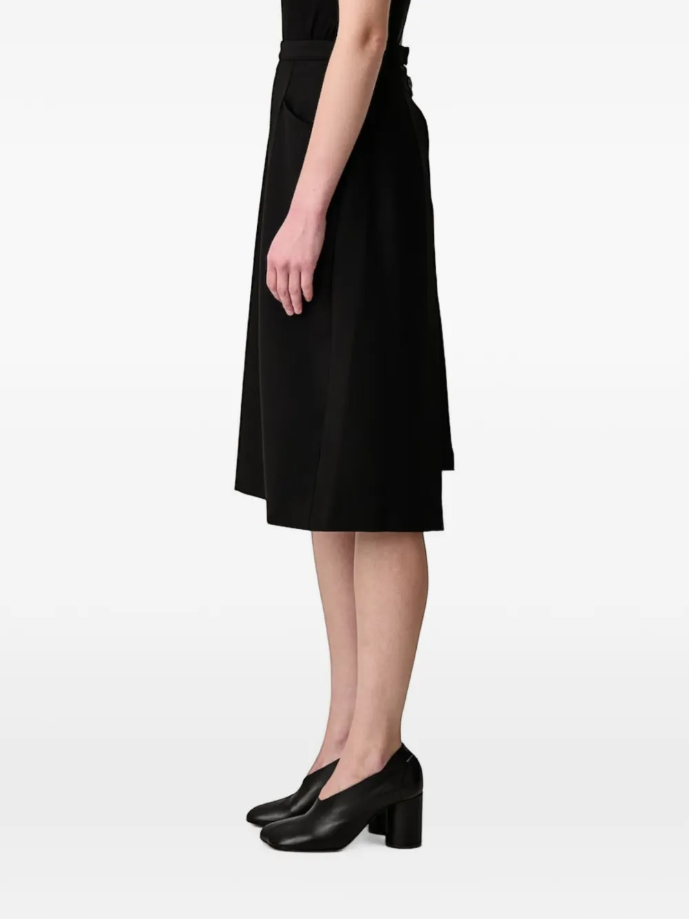 VETEMENTS back-slit flared skirt Zwart