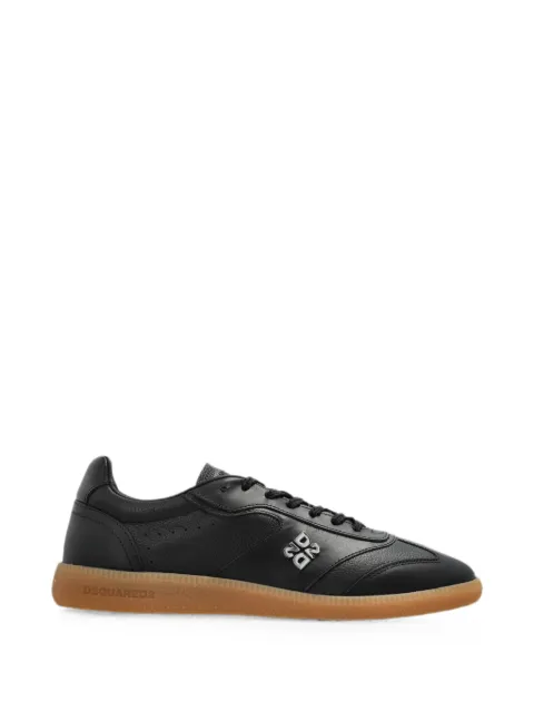 DSQUARED2 logo-plaque leather sneakers