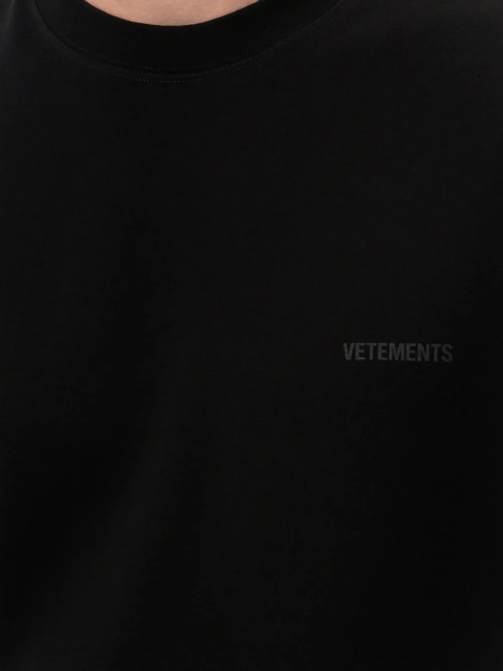 VETEMENTS logo-print oversized T-shirt Zwart