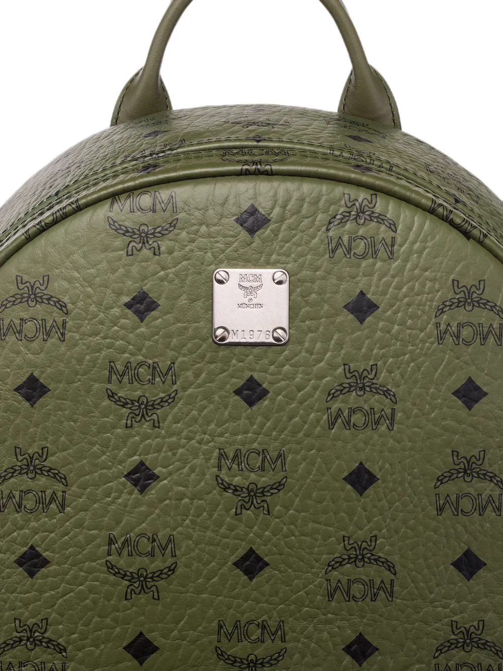 MCM Medium Visetos Stark rugzak met studs Groen